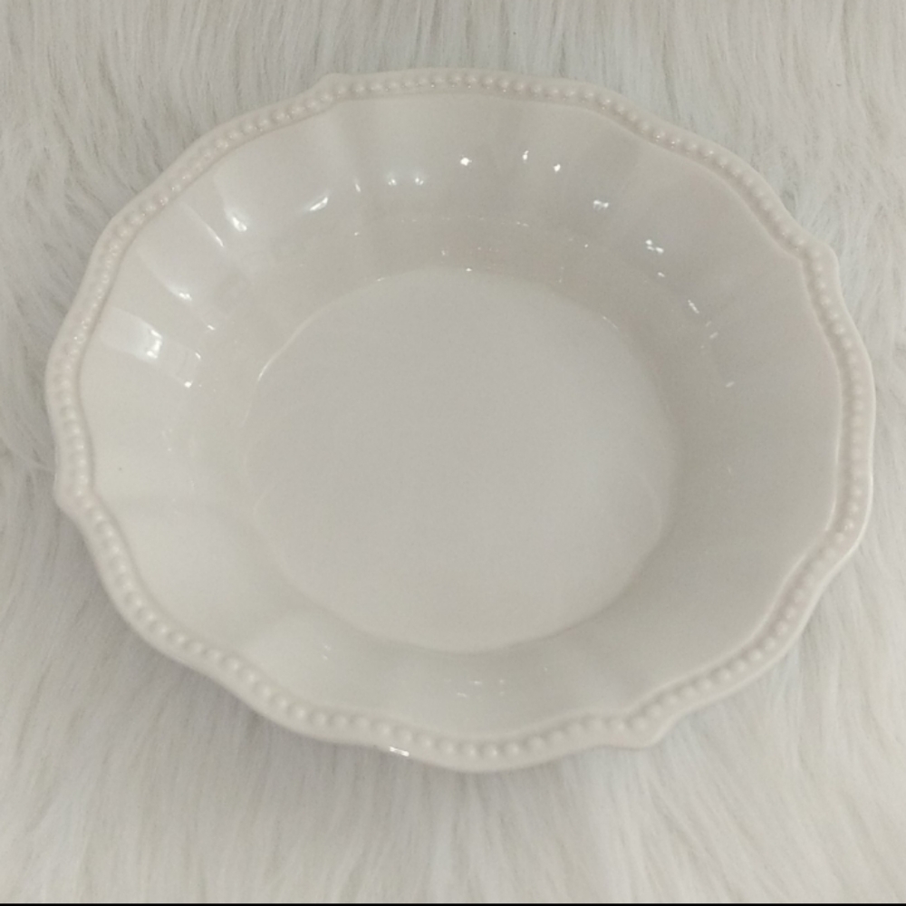 THE PIONEER WOMAN | Ivory Nob Trim Ceramic Bowl